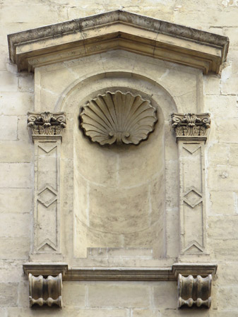 2600905962.jpg